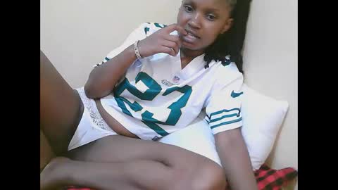 naughtyqueen online show from October 2025 10:53:02 PM