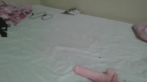 Snapshot of naughtysweetpie chatting on November 2025 08:05:01 PM naughty online show from November 2025 08:05:01 PM