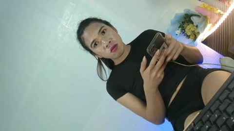 Snapshot of naughtywildvenice chatting on February 2025 08:55:01 PM naughtywildvenice online show from February 2025 08:55:01 PM