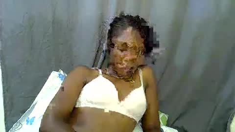 naughtyy4u online show from February 2026 04:49:01 PM