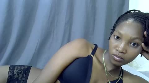 Snapshot of naughtyy4u chatting on March 2026 06:53:01 AM naughtyy4u online show from March 2026 06:53:01 AM