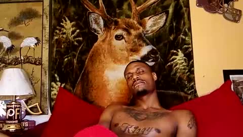 Snapshot of naughtyy_ken chatting on December 2024 07:20:01 PM Mekhi or Khi online show from December 2024 07:20:01 PM