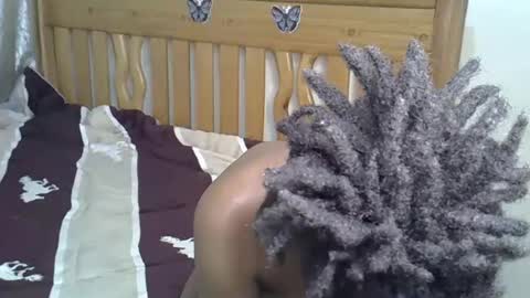 naughytwinxx online show from December 2025 05:08:02 PM