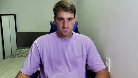 Nico online show from March 2026 07:53:01 PM