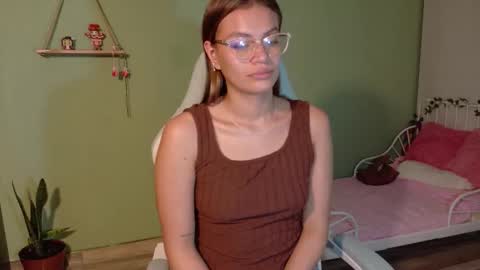 Snapshot of naugthy_muse chatting on February 2026 01:28:02 AM sabrina online show from February 2026 01:28:02 AM