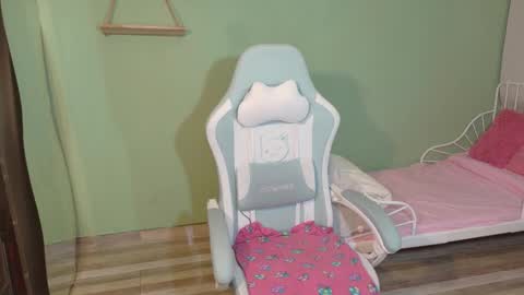 Snapshot of naugthy_muse chatting on March 2026 04:05:02 AM sabrina online show from March 2026 04:05:02 AM