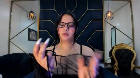 NavannyCattan online show from January 2026 03:42:02 AM