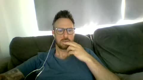 Snapshot of nawtydom1977 chatting on June 2026 03:24:01 PM nawtydom1977 online show from June 2026 03:24:01 PM