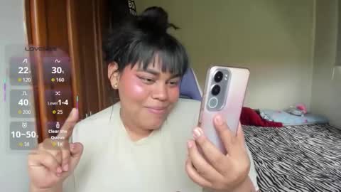 Snapshot of nayara_hinny chatting on January 2026 06:57:02 PM nayara_hinny online show from January 2026 06:57:02 PM