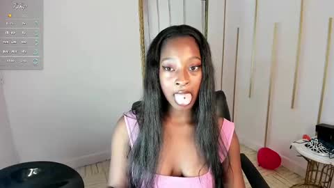 Nayaris 3 online show from February 2025 08:58:01 PM