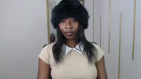 Nayaris 3 online show from April 2026 01:41:02 PM