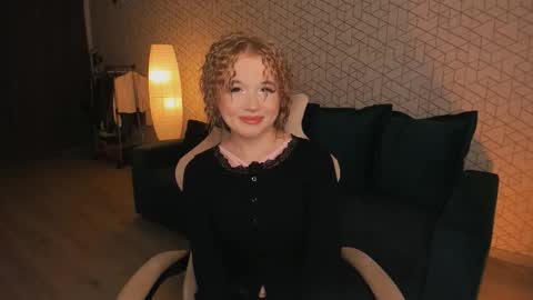 NayaValen online show from November 2025 03:27:01 AM