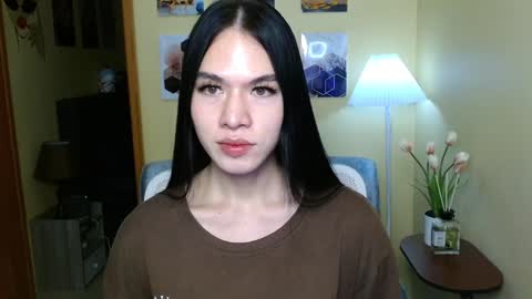 Snapshot of nayika_hollywood chatting on December 2024 08:24:01 AM Nayika Huge online show from December 2024 08:24:01 AM