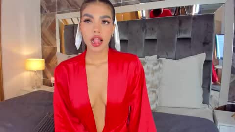    online show from November 2025 12:04:02 PM