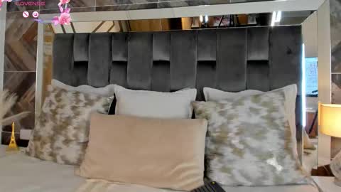 Snapshot of naylagrey chatting on November 2025 11:42:02 AM online show from November 2025 11:42:02 AM