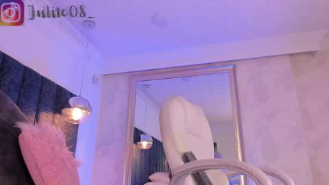 Juli  online show from January 2025 02:34:01 PM