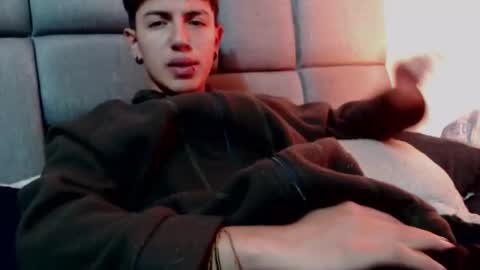 Im Nayton online show from January 2026 11:49:01 AM