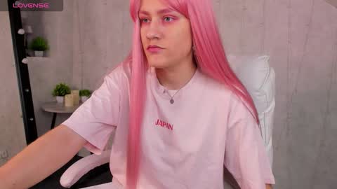 Nedzumi online show from December 2025 09:36:01 AM