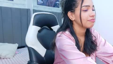 Neifer online show from September 2025 03:13:01 PM