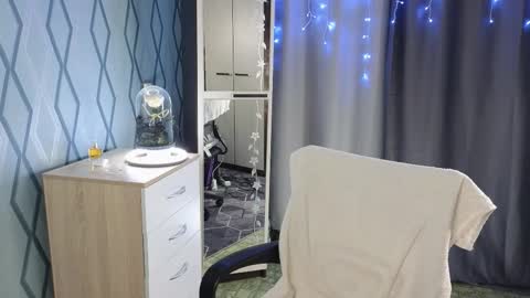 Negan online show from October 2025 12:58:01 PM