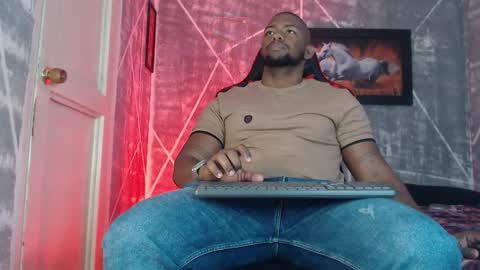 Snapshot of negritomeloso_k18 chatting on October 2025 12:16:01 PM negritomeloso_k18 online show from October 2025 12:16:01 PM