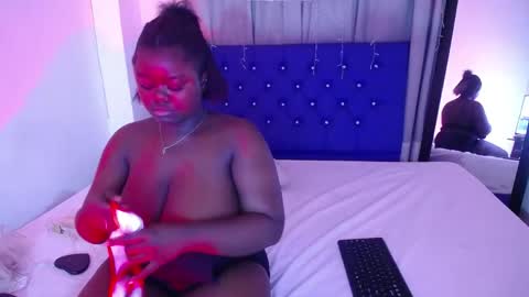  CHIKY  online show from April 2026 03:33:02 AM