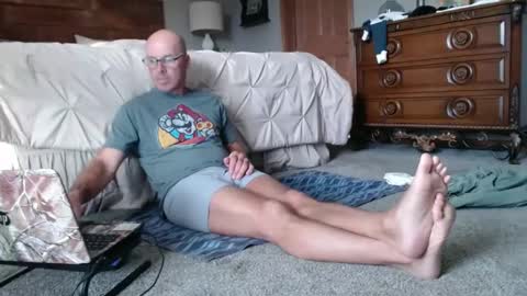 NEIGHBORGUY4U online show from October 2025 09:58:02 PM