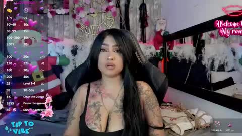 Snapshot of nekomisaki chatting on December 2025 12:12:02 PM Miah online show from December 2025 12:12:02 PM