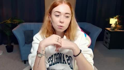 Snapshot of nelliemathers chatting on November 2025 08:36:02 PM Nelli online show from November 2025 08:36:02 PM