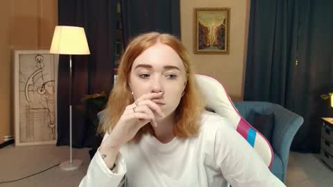 Snapshot of nelliemathers chatting on November 2025 07:46:02 PM Nelli online show from November 2025 07:46:02 PM