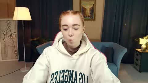 Snapshot of nelliemathers chatting on November 2025 07:57:01 PM Nelli online show from November 2025 07:57:01 PM