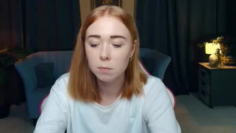 Snapshot of nelliemathers chatting on December 2025 07:42:02 PM Nelli online show from December 2025 07:42:02 PM