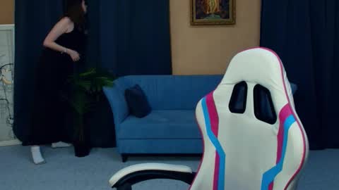 Nelli online show from March 2026 08:27:02 PM