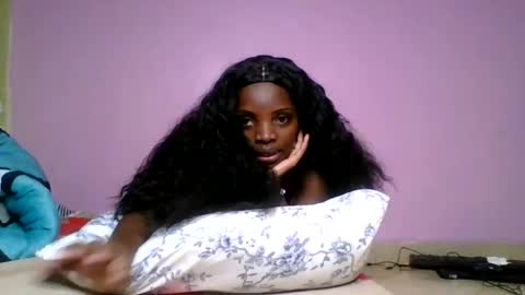 nelly_ebony5 online show from June 2026 07:40:02 AM