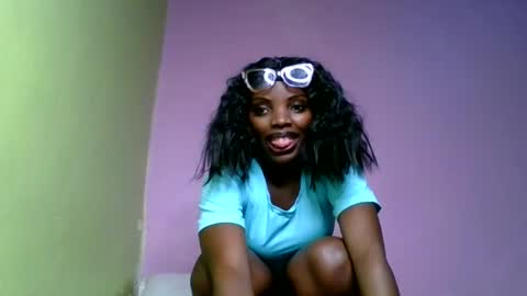 nelly_ebony5 online show from June 2026 09:20:01 PM