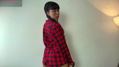 Snapshot of nelly_willd chatting on February 2026 12:34:01 PM nelly online show from February 2026 12:34:01 PM