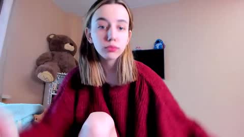 nelly_yy online show from January 2025 11:01:01 AM