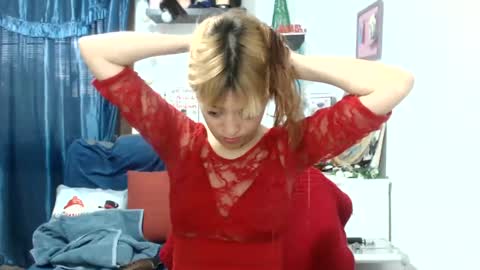 Snapshot of nena_lov chatting on December 2024 10:41:01 PM Star online show from December 2024 10:41:01 PM