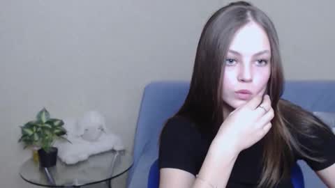 nensi_sweet online show from February 2025 06:43:02 PM