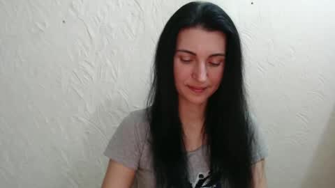 Nensy online show from January 2025 01:48:01 AM
