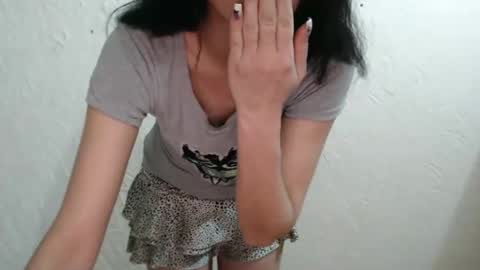Nensy online show from January 2025 12:39:01 AM