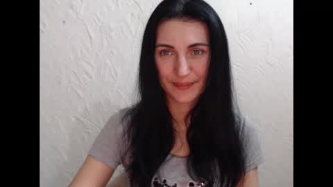 Nensy online show from January 2025 09:06:01 PM