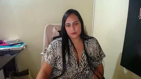 Snapshot of neny445 chatting on December 2024 08:16:01 PM kelly lopez online show from December 2024 08:16:01 PM