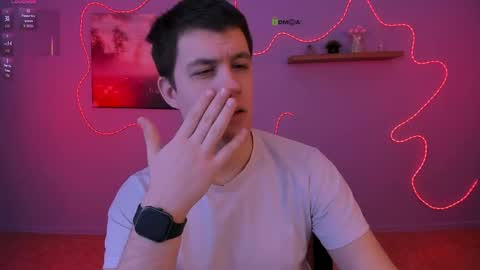 neo_raze_ online show from May 2026 06:58:01 PM