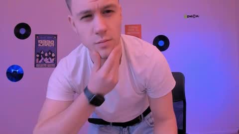 neo_raze_ online show from May 2026 07:31:02 PM