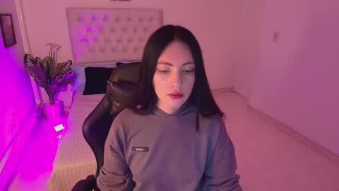 Snapshot of neo_sarah chatting on March 2025 06:44:02 PM neo_sarah online show from March 2025 06:44:02 PM