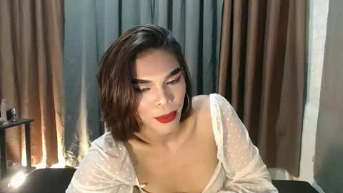 neomi online show from February 2026 06:48:01 PM