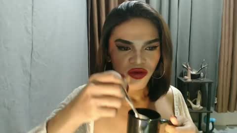 neomi online show from May 2026 03:17:01 PM