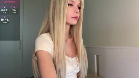 maeve  online show from March 2026 06:41:01 AM