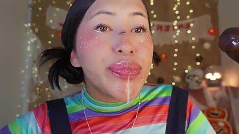 Snapshot of nerak_a chatting on October 2025 07:38:02 PM Helena Every Friday new video for my fan club loves online show from October 2025 07:38:02 PM